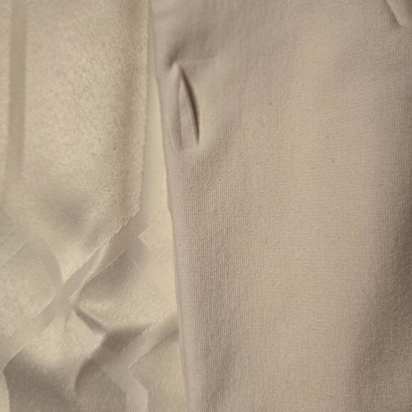 Chico's Fabulously Slimming pants size 1.5 - Picture 13 of 13